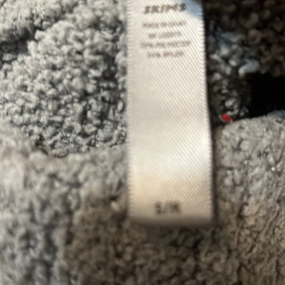 SKIMS cozy knit shorts in smoke - Picture 7 of 7